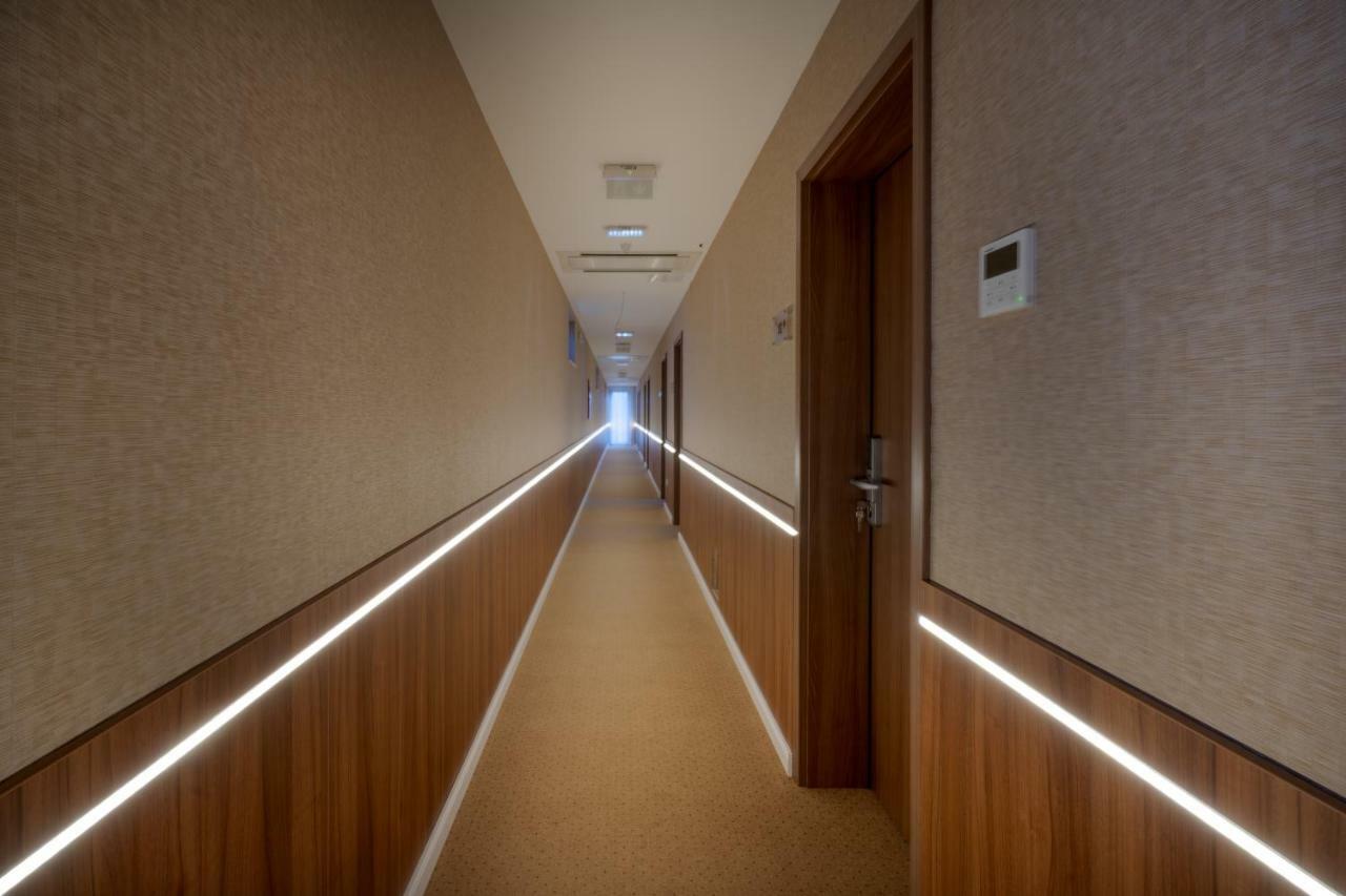 Doresz Wellness Panzio Bed and Breakfast Újhartyán Esterno foto