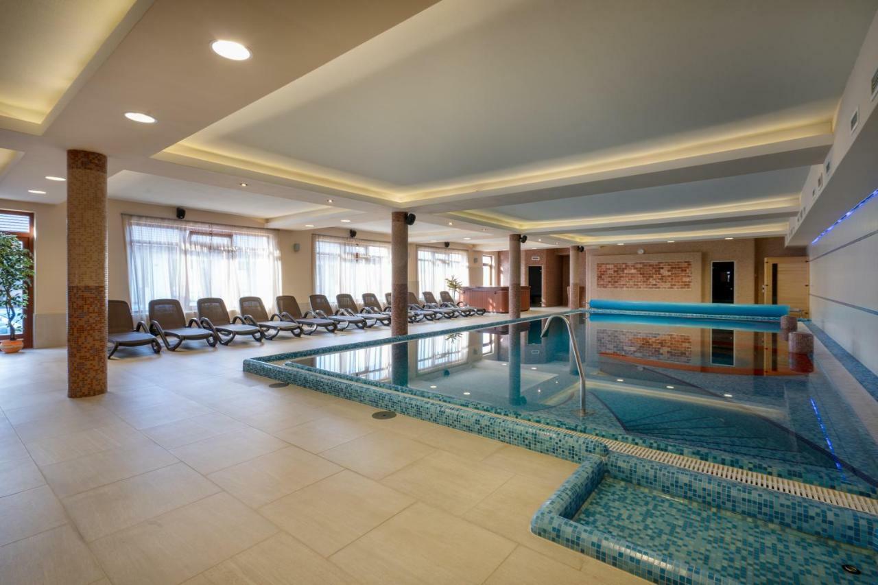 Doresz Wellness Panzio Bed and Breakfast Újhartyán Esterno foto