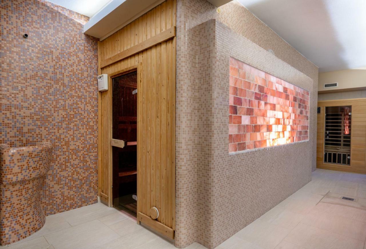 Doresz Wellness Panzio Bed and Breakfast Újhartyán Esterno foto