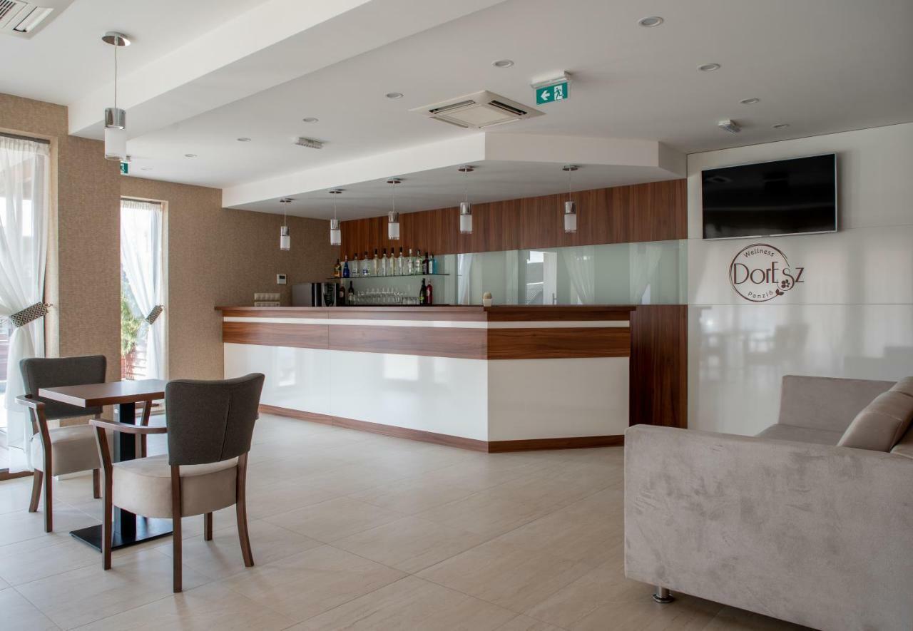 Doresz Wellness Panzio Bed and Breakfast Újhartyán Esterno foto